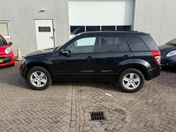 Zwart Gebruikt 2011 Suzuki Grand Vitara Exclusive SUV | € 8.750
