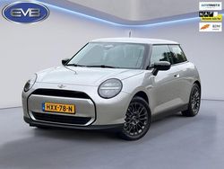 Grijs Gebruikt 2025 Mini Cooper Essential Hatchback | € 24.945 (Eerlijke prijs)