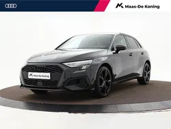 Grijs Gebruikt 2022 Audi A3 Sportback Advanced Hatchback | € 25.740 (Eerlijke prijs)