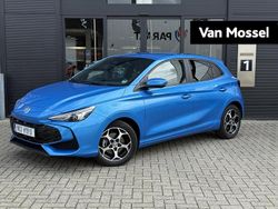, metallic lak Gebruikt 2024 MG MG3 Luxury Hatchback | € 22.495