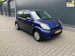 Blauw Gebruikt 2005 Daihatsu Sirion Hatchback | € 1.850 (Eerlijke prijs)
