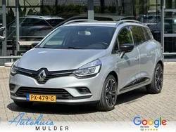 Grijs Gebruikt 2017 Renault Clio GrandTour Bose Edition Stationwagen | € 12.740 (Iets duurder)