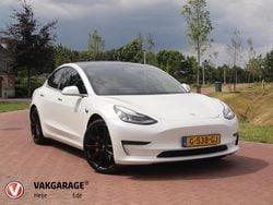 Wit Gebruikt 2019 Tesla Model 3 Performance Sedan | € 27.490 (Eerlijke prijs)