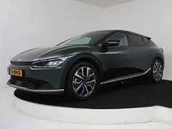 Donker groen metallic Gebruikt 2022 Kia EV6 Air SUV | € 31.395 (Eerlijke prijs)