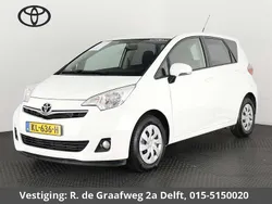 Wit Gebruikt 2013 Toyota Verso-S MPV | € 13.900 (Iets duurder)