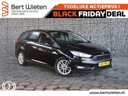 Zwart Gebruikt 2018 Ford Focus Stationwagen | € 11.640 (Goede deal)