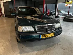 Groen Gebruikt 1997 Mercedes C220 Classic Sedan | € 4.999