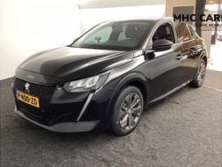 Zwart Gebruikt 2022 Peugeot e-208 Allure Hatchback | € 16.700 (Goede deal)