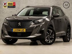 Grijs Gebruikt 2020 Peugeot 2008 Allure SUV | € 17.945 (Eerlijke prijs)