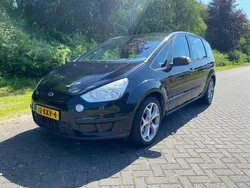 Zwart Gebruikt 2010 Ford S-MAX Trend MPV | € 3.999 (Iets duurder)