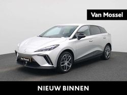 Hatchback Gebruikt 2023 MG MG4 EV Luxury Hatchback | € 23.900 (Eerlijke prijs)