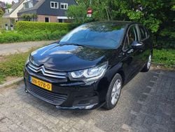 Zwart Gebruikt 2015 Citroën C4 Feel Hatchback | € 6.000 (Eerlijke prijs)