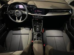 Zwart Gebruikt 2022 Audi A3 Comfort Sedan | € 22.995 (Goede deal)