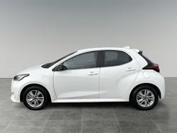 Wit Gebruikt 2024 Mazda 2 Comfort Hatchback | € 24.950 (Eerlijke prijs)
