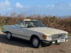 Beigelight ivory Gebruikt 1984 Mercedes SL280 Cabriolet | € 22.860