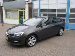 Grijs Gebruikt 2013 Opel Astra Stationwagen | € 5.250 (Goede deal)