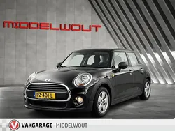 Zwart Gebruikt 2017 Mini ONE Business Hatchback | € 15.950 (Eerlijke prijs)