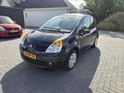 Gebruikt 2004 Renault Modus Dynamique MPV | € 1.750 (Eerlijke prijs)