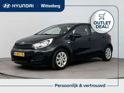 Zwart Gebruikt 2014 Kia Rio Comfort Hatchback | € 7.900 (Eerlijke prijs)