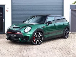 Groen, metallic lak Gebruikt 2020 Mini John Cooper Works Clubman Stationwagen | € 31.950 (Goede deal)