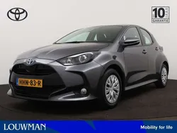 Grijs Gebruikt 2024 Toyota Yaris Hybrid Active Hatchback | € 22.945 (Eerlijke prijs)