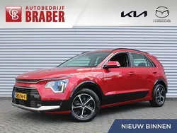 Rood, metallic lak Gebruikt 2024 Kia Niro SUV | € 32.950 (Goede deal)