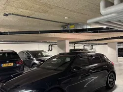 Zwart Gebruikt 2022 Mercedes A180 AMG Stationwagen | € 29.999 (Iets duurder)