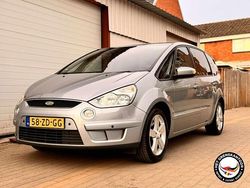 Grijs Gebruikt 2008 Ford S-MAX S MPV | € 2.450 (Eerlijke prijs)