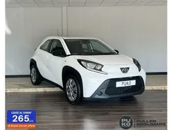 Wit Gebruikt 2023 Toyota Aygo Hatchback | € 16.400 (Goede deal)