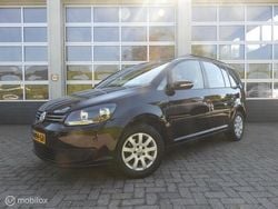 Zwart Gebruikt 2011 VW Touran MPV | € 4.999 (Goede deal)