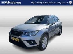 Grijs, metallic lak Gebruikt 2019 Seat Arona Business SUV | € 15.450 (Eerlijke prijs)