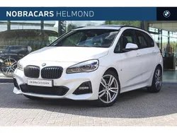 Wit Gebruikt 2018 BMW 218 Executive Stationwagen | € 20.950 (Eerlijke prijs)