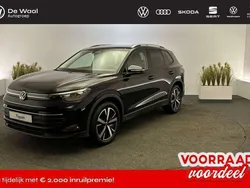 Zwart, metallic lak Nieuw 2025 VW Tiguan Edition SUV | € 56.995 (Duur)
