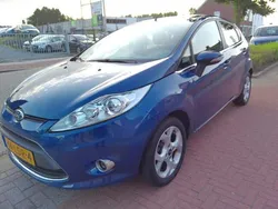 Blauw Gebruikt 2010 Ford Fiesta Titanium Hatchback | € 3.950 (Eerlijke prijs)