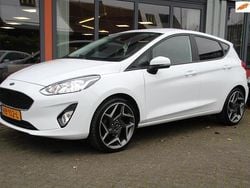 Wit Gebruikt 2017 Ford Fiesta Trend Hatchback | € 8.500 (Iets duurder)
