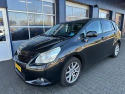 Zwart Gebruikt 2010 Toyota Verso Business Edition MPV | € 7.450 (Eerlijke prijs)