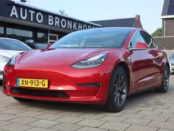 Rood Gebruikt 2019 Tesla Model 3 Long Range Sedan | € 14.950 (Goede deal)