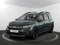 Brun terracotta (bruin metallic) Nieuw 2025 Dacia Jogger Extreme MPV | € 31.500 (Eerlijke prijs)