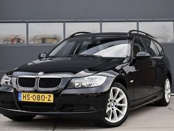 Zwart Gebruikt 2005 BMW 320 Stationwagen | € 4.950 (Eerlijke prijs)