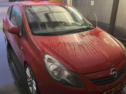 Rood Gebruikt 2008 Opel Corsa Enjoy MPV | € 2.500 (Eerlijke prijs)