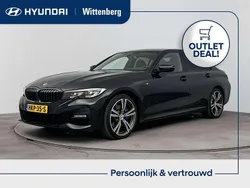 Zwart Gebruikt 2021 BMW 330e Basis Sedan | € 31.899 (Goede deal)