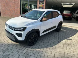 Wit Nieuw 2025 Dacia Spring Extreme Hatchback | € 17.500 (Super prijs)