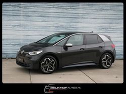 Grijs (metallic) Gebruikt 2020 VW ID.3 Hatchback | € 16.350 (Goede deal)