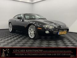 Zwart, metallic lak Gebruikt 2003 Jaguar XKR Coupé | € 14.950 (Super prijs)