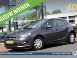 Grijs Gebruikt 2015 Opel Astra Selection Hatchback | € 9.950 (Eerlijke prijs)