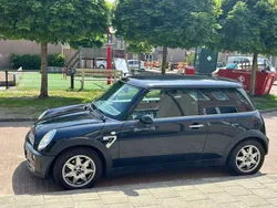 Zwart Gebruikt 2006 Mini ONE Seven Hatchback | € 2.350 (Eerlijke prijs)