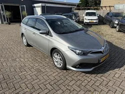 Grijs Gebruikt 2016 Toyota Auris Touring Sports Limited Stationwagen | € 13.999 (Eerlijke prijs)