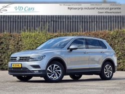 Grijs Gebruikt 2019 VW Tiguan Comfortline SUV | € 24.495 (Goede deal)