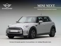 Grijs Gebruikt 2023 Mini Cooper Classic Hatchback | € 26.450 (Duur)