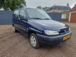 Blauw Gebruikt 2002 Peugeot Partner MPV | € 3.250 (Duur)